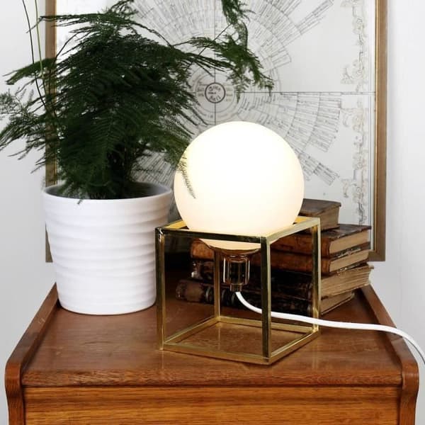 CUBE-Bordslampa Glas/Metal H24cm polerat guld mässing Globen Lighting | designad av Patrick Hall
