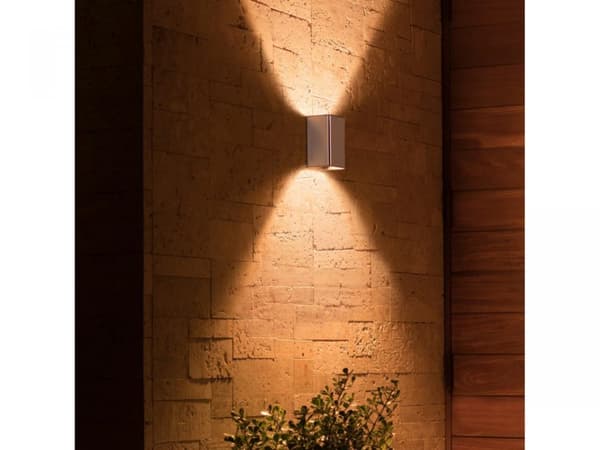 RESONATE HUE WACA WALL LANTERN INOX 2X8