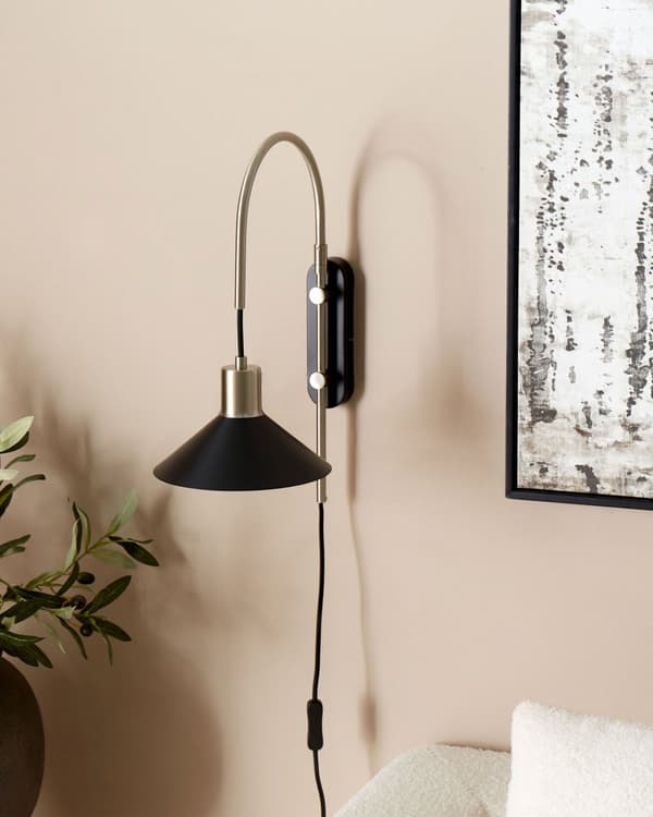 Vägglampa Svart Silver Stål 1 Lampa Belysning Konformad Skärm Modern Industriell Vardagsrum Sovrum