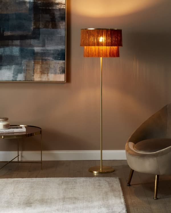 Gulvlampe brun metal justerbar frynse skærm moderne industriel stil