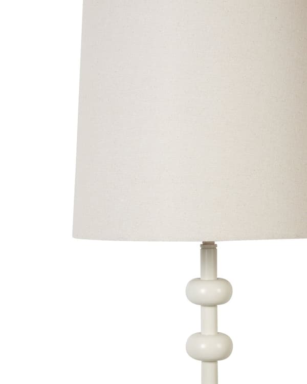 Gulvlampe hvid metalperlefod 160 cm hørskærm moderne stil