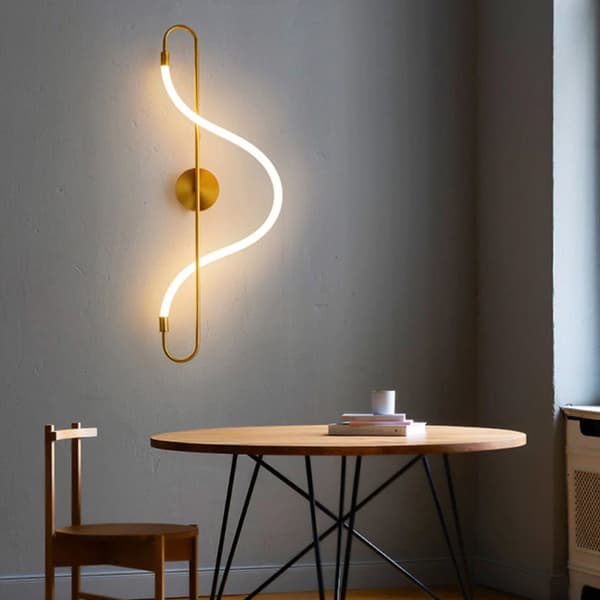 LED Wall Lamp App858-W langt guld