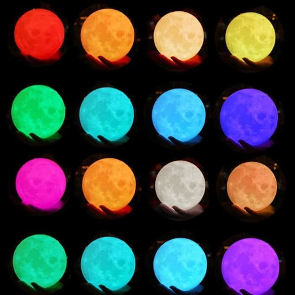 3D Moon Lamp 15CM 2 Colors Touch USB Uppladdningsbar med träställ Idealisk present