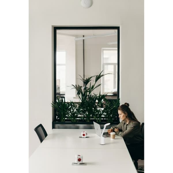 Bordlampe Activejet AJE-FUTURE Hvid & Varmhvid Plast 7 W - Energibesparende lampe til hjemmet og kontoret med varmt hvidt lys.