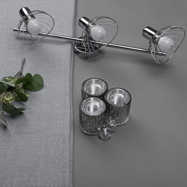 Lampe Activejet AJE-GIZEL 3P Sølv Metal 40 W - Moderne loftlampe i sølvfarvet metal med 3 lyspunkter og 40 W lysstyrke.