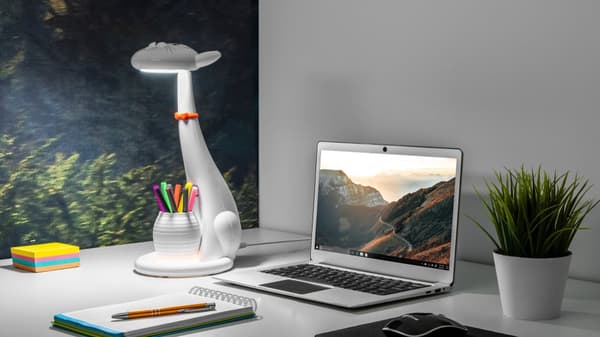 Rebel skrivebordslampe - kat