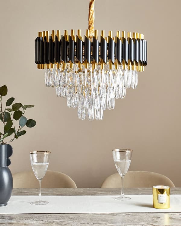 Lysekrone Guld og sort jernpendel med krystaller Belysning Glamourøs stil Stue Spisestue