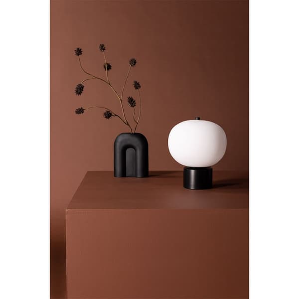 Cholet belysning bordlampe 25x25x30cm svart.