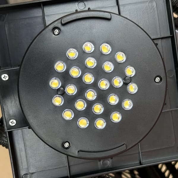 Rootz Trädgårdslampa - Rotting utomhuslampa - Solar trädgårdslampa - Automatisk tändning - LED - Väderbeständig - Metallram - Grå - 20 x 20 x 68cm