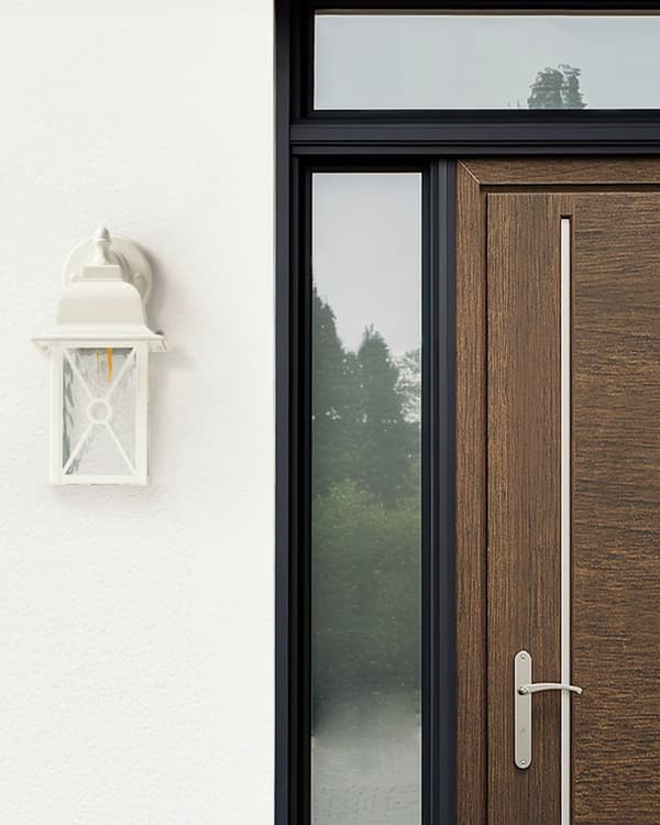 Utendørs vegglampe Hvit Metall Jern Aluminium Glass Matt finish Lanterneform Tradisjonelt design Utelys Utelamper Belysning Hage