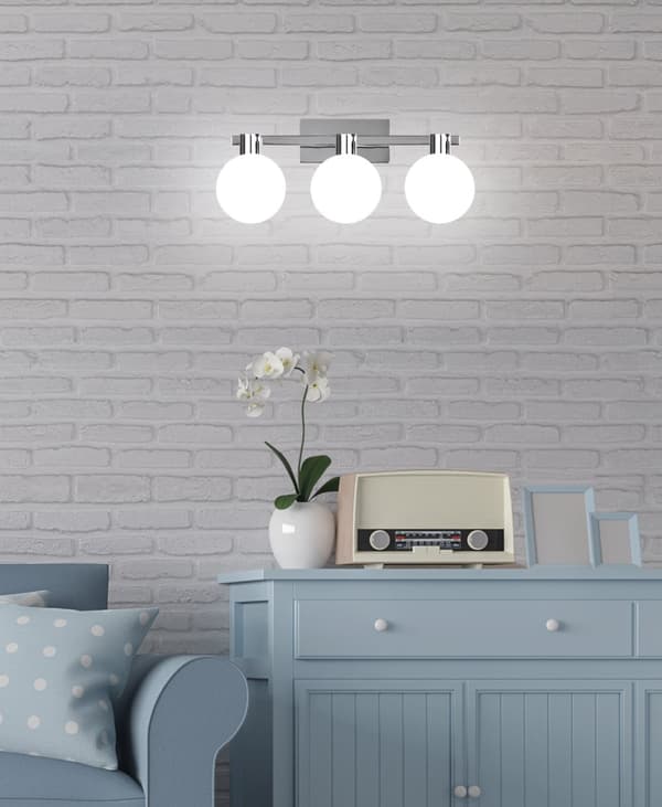 Maldus krom vägglampa 3x40w g9 med vit lampskärm