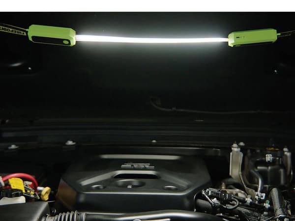 LED-ficklampa med Magnet