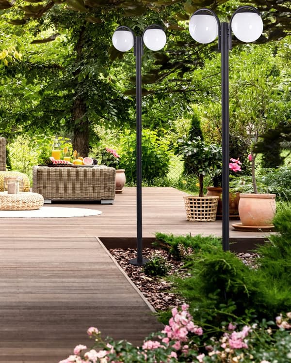 Lygtepæl Sort Aluminium 205 cm Gadelygte til Haven LED Gadelampe med 2 Arme Klassisk Lysstolpe Design Belysning Udendørs Gadelys