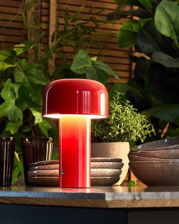 Trådløs bordlampe Rød Metall 21 cm LED Oppladbar USB Justerbart lys Moderne design Utendørs- og innendørsbruk Bærbar lampe Belysning