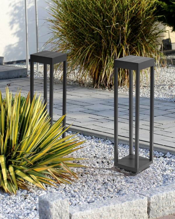 Hage Solar LED Pullertlampe Svart Metall 60 cm Stolpelampe med Fjernstyrt Solcellepanel