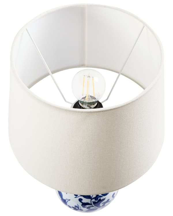 Bordlampe Hvit og Blå Porselensfot Lin Trommeskjerm med en Blomstret Mønster Belysning Stilig