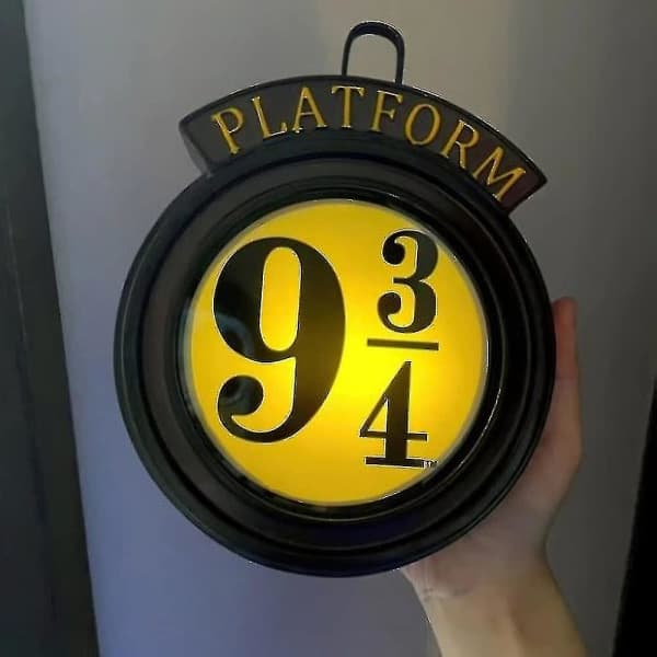 Harry Potter Hanging 9 3/4 Night Light, Metal Vägglampa 20-årsjubileumspresent Filmälskare
