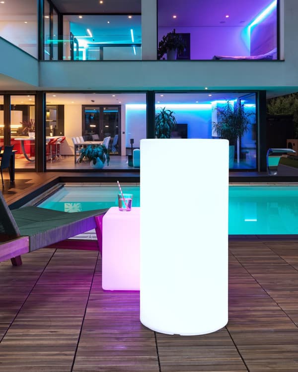 Gulvlampe Hvid Plast H 78 cm Cylinder Udendørs Belysning LED Stander Lampe med Fjernbetjening Glow Havelys RGB Udelys med Batteri