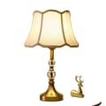 Miniatyrbild 1 av 2: Europeisk stil bordslampa, elegant tygskärm, polerad kromfinish,Knappbrytare, Stil A