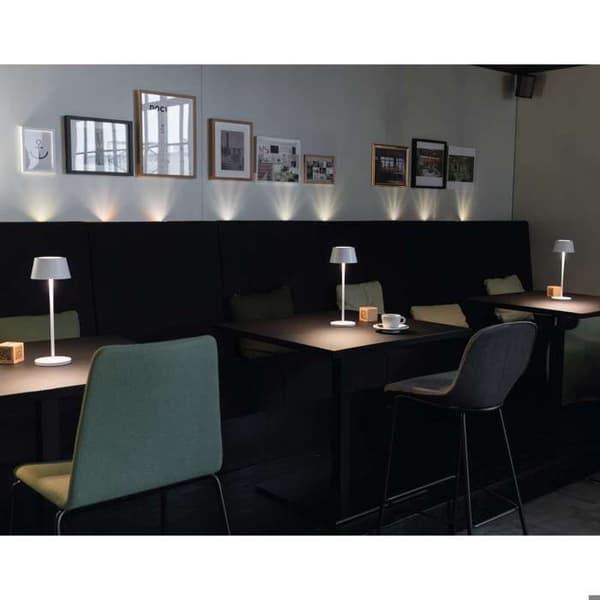 MAULnina Batteridriven LED-lampa - dimbar - stativ - inomhus och utomhus - vit - 1 styck - 12 x 12 x 34 cm - MAUL