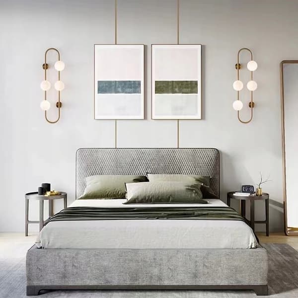 GYLDEN VÄGGLAMPA GLASS Sconce 4 KULAR MJÖLKIG