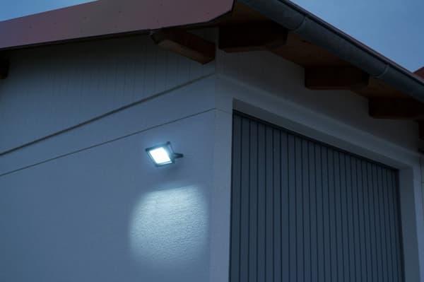 LED-strålkastare Brennenstuhl JARO 7060 5800lm 50W IP65 1171250541