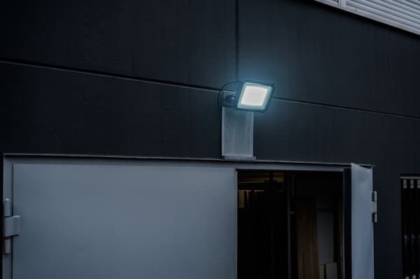 LED-strålkastare Brennenstuhl JARO 7060 5800lm 50W IP65 1171250541