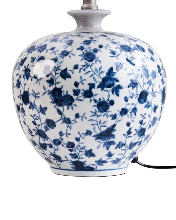 Bordlampe Hvit og Blå Porselensfot Lin Trommeskjerm med en Blomstret Patten Belysning Stilig
