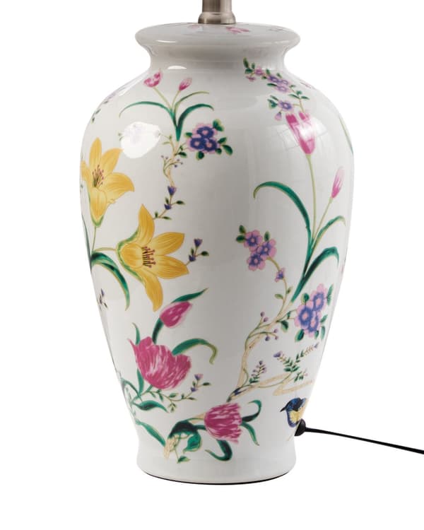 Bordlampe hvid porcelænsfod hørtromleskærm med blomstret pattebelysning stilfuld
