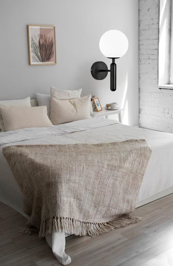 SEINÄVALAISIN TOOLIGHT G097-1W BLACK WHITE