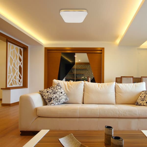 Loftslampe, LED NEMO, hvid, gulddetalje, integreret LED-lys