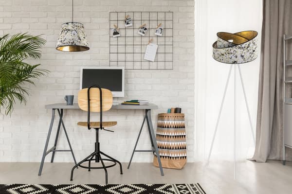 GULVLAMPE STÅENDE TRIPOD METAL LAMPESKÆRM MØNSTER