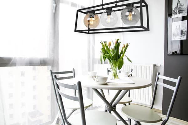 HÄNGANDE LAMPBUR ELEGANT GLASKULA
