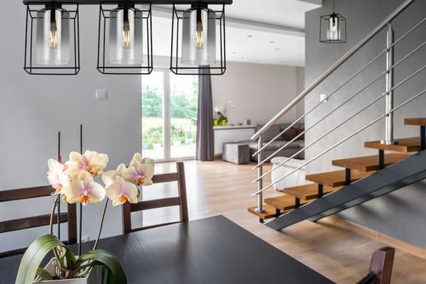 HÆNGELAMPE MODERNE ELEGANT GLASSKÆRM