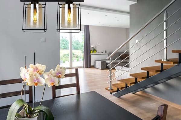 HÆNGELAMPE MODERNE ELEGANT GLASSKÆRM