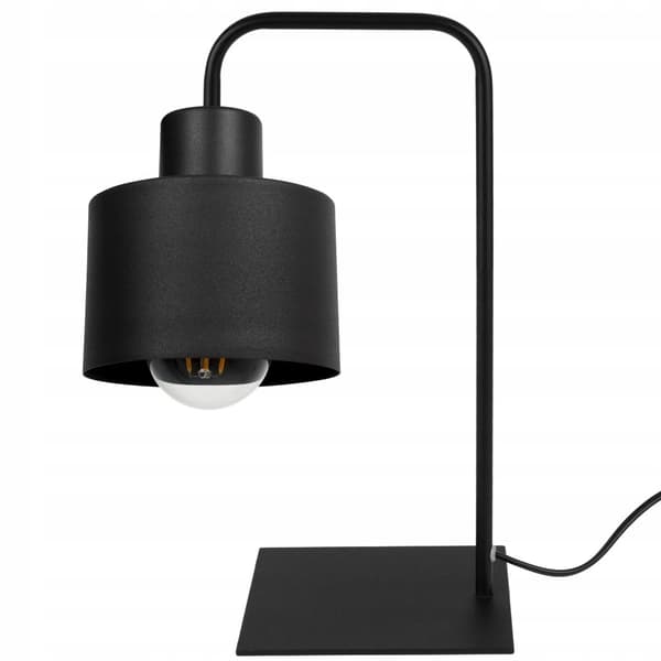 ELEGANT NATTBORDSLAMPA I METALL
