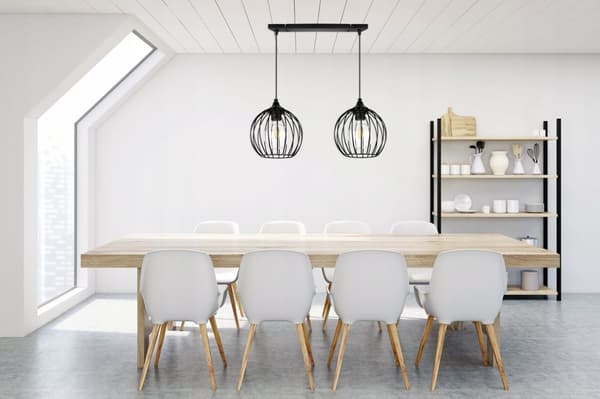 MODERNI EDISON KRIPPUVALAISIN PÖYDÄN YLÄLLÄ