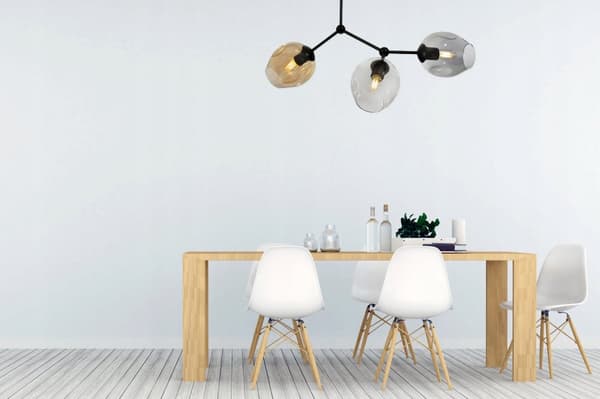 MODERN HÄNGLAMPA AV GLAS TAK Ovanför BORDET