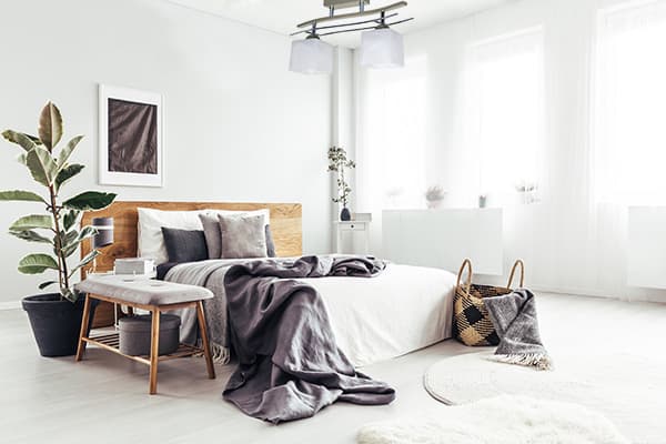 Lampa med Chrome Elements ljuskronatak