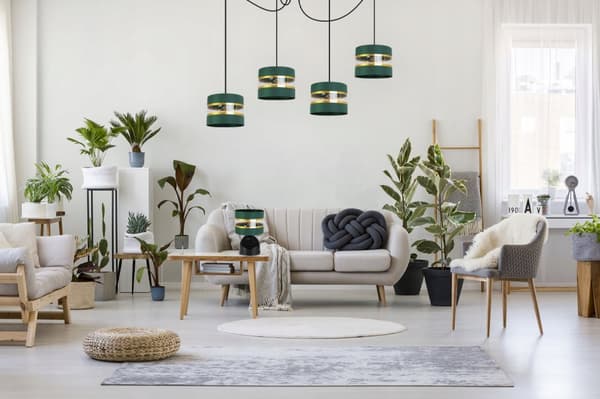 SÄNGBORDSLAMPA ELEGANT GULD LAMPSKÄRM 20 CM