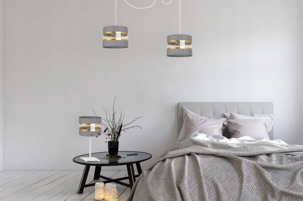 SÄNGBORDSLAMPA ELEGANT GULD LAMPSKÄRM 20 CM