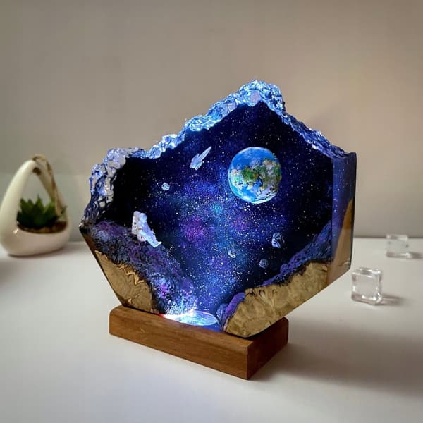 NATTLAMPA RYMDRAKET FÖR BARN TRÄ EPOXI RESIN GÅVA