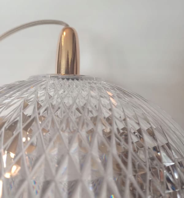 LED-TAKLAMPA MED RÄFFADE BOLLAR LED-KRONOR