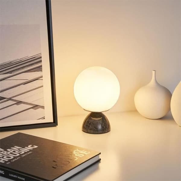 SHINNING PEARL-Bordslampa Marble H21cm svart och vit Pauleen Ø 15cm / H 21cm Svart