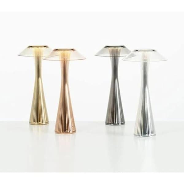 Bordslampa - KARTELL - Space - Krom - Uppladdningsbar USB - Modern design - 16W LED