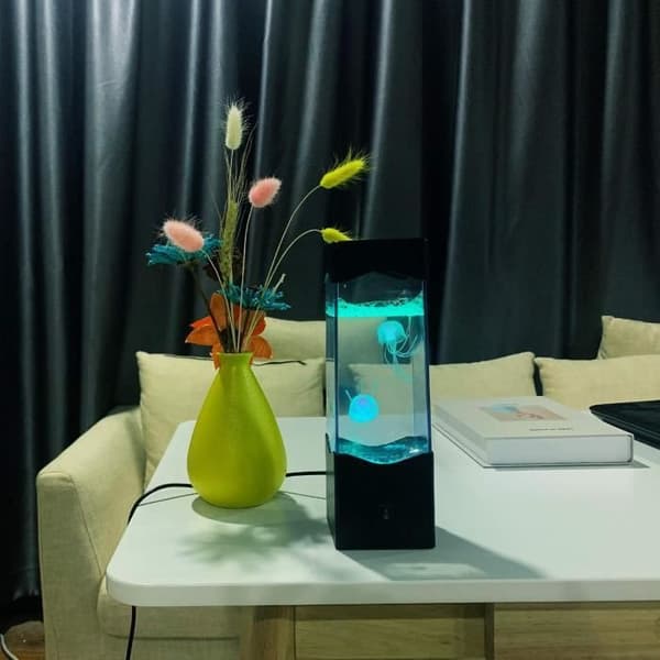 RGB medusalampe USB DC 5V Skrivbordslampa för akvarium Nattlampa med 16 föränderliga färger Dekoration för vardagsrum, sovrum
