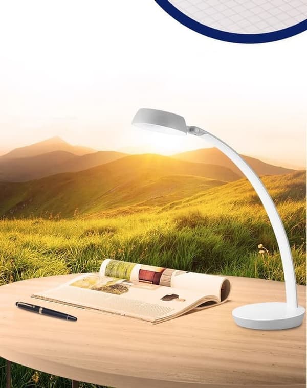 Philips National A-Level skrivebordslampe med øjenbeskyttelse, et must-have til studerendes studie- og læseborde