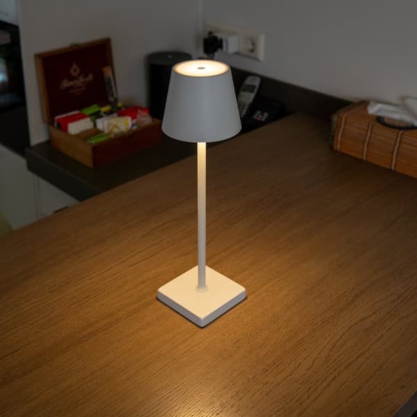 BREND Trådlös bordslampa för inomhus och utomhus – Dimbar – Vit