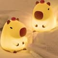 Miniatyrbillede 3 af 5: Kapibara Dorm Natlampe Tegneserie Natlampe Sød Lille Bordlampe Soveværelse Lampe Ornament Atmosfære Lampe