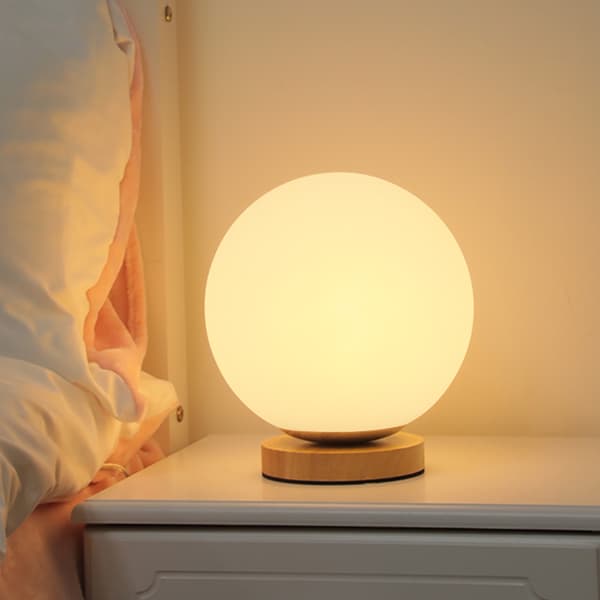 Enkel, modern, kreativ, bordslampa för sovrum, mjukt ljus, sovsalsbordsdekoration, nattlampa